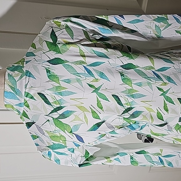 Amy sport golf shirt for women. Size medium. Long sleeves. Henley style … - Picture 7 of 12